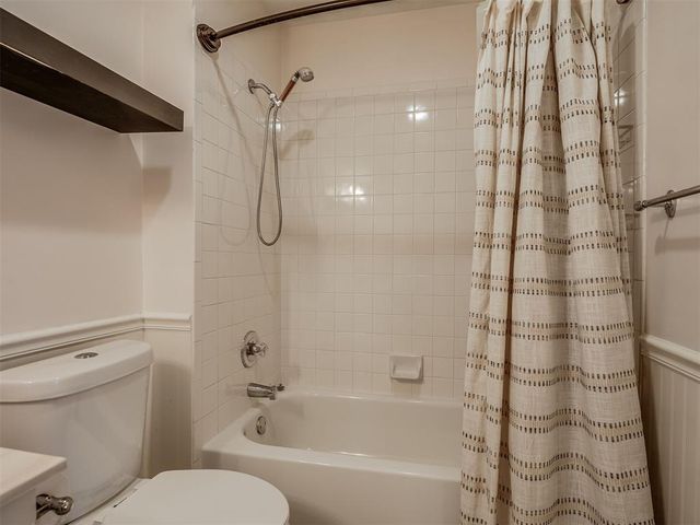 8321 NW 77th Place, Oklahoma City, OK 73132