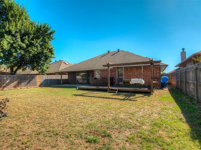 8321 NW 77th Place, Oklahoma City, OK 73132