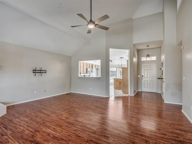 8321 NW 77th Place, Oklahoma City, OK 73132