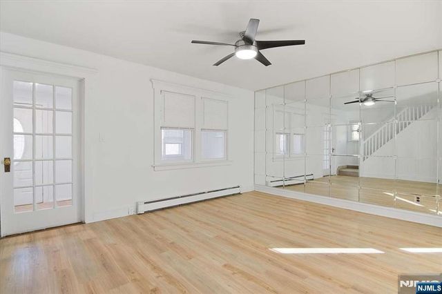 112 Rutherford Avenue, Lyndhurst, NJ 07071