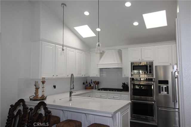 8205 New Castle Street, Bakersfield, CA 93311