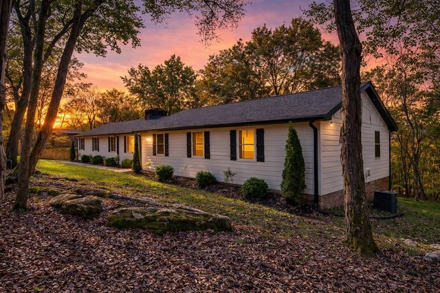 228 Forest Trl, Brentwood, TN 37027
