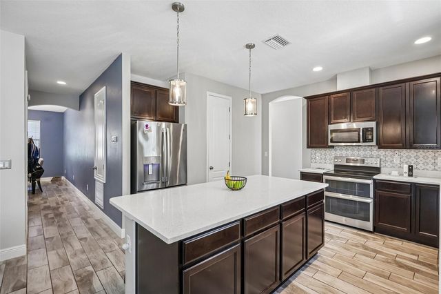 1605 ANASTACIA LANE, Sun City Center, FL 33573