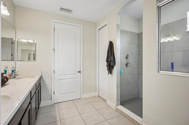 1605 ANASTACIA LANE, Sun City Center, FL 33573
