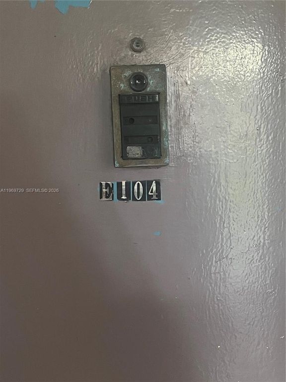 2800 NW 56th Ave E104, Lauderhill, FL 33313