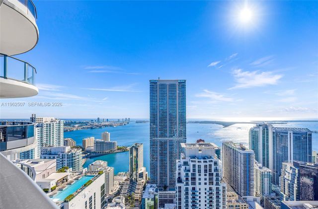 1000 Brickell Plz PH6002, Miami, FL 33131