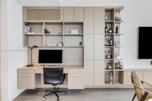 1000 Brickell Plz PH6002, Miami, FL 33131