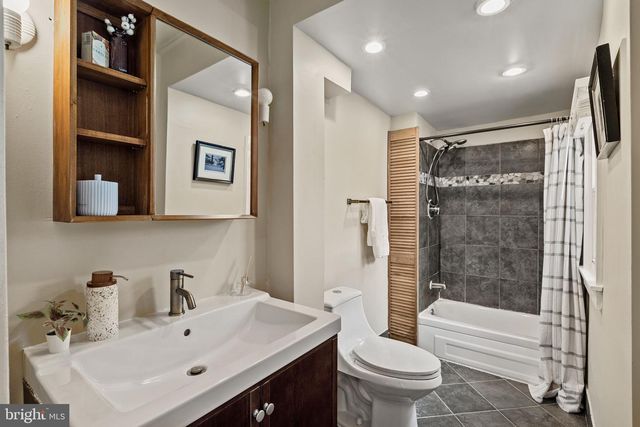 440 N 38TH ST, Philadelphia, PA 19104