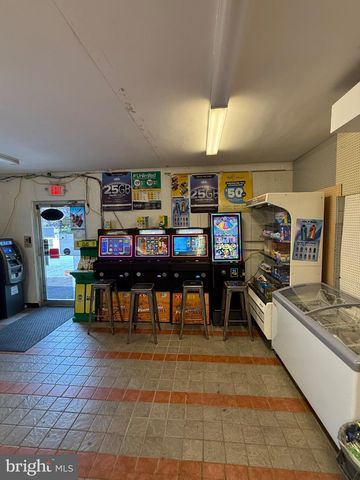 402 WILLOW ST, Highspire, PA 17034