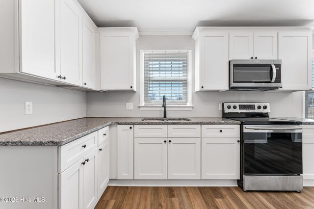 2004 Hilltop Lane, Goldsboro, NC 27530