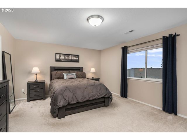12225 Sw KELLY Ln, Tigard, OR 97223
