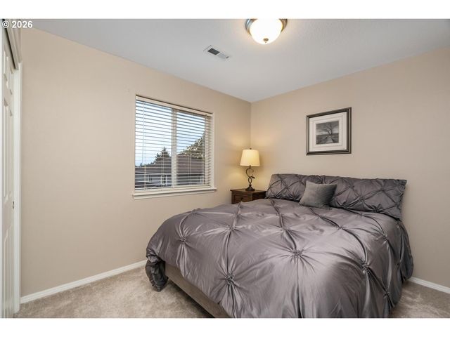12225 Sw KELLY Ln, Tigard, OR 97223