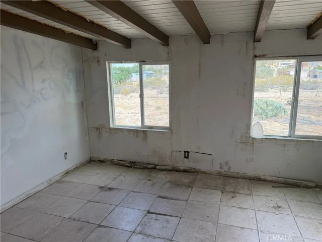 6587 Rose Ellen Avenue, 29 Palms, CA 92277