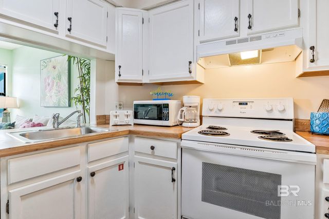 952 WEST BEACH Boulevard 214, Gulf Shores, AL 36542