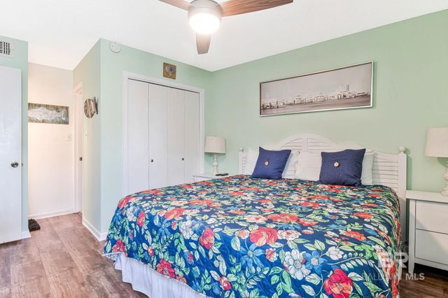 952 WEST BEACH Boulevard 214, Gulf Shores, AL 36542