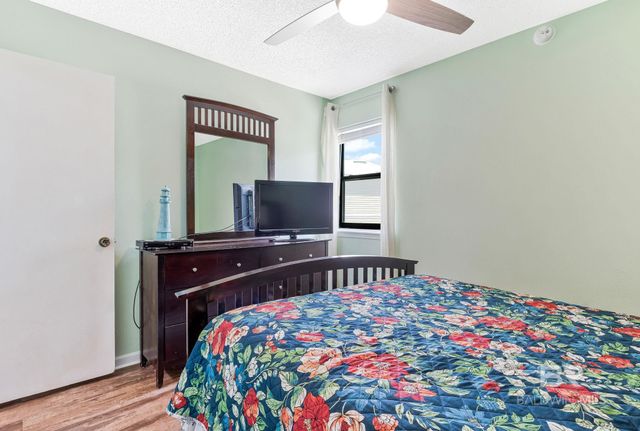 952 WEST BEACH Boulevard 214, Gulf Shores, AL 36542