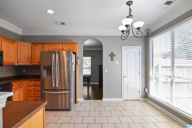 657 BARKLEY CIRCLE, Alabaster, AL 35007
