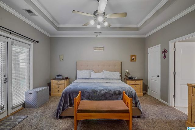 657 BARKLEY CIRCLE, Alabaster, AL 35007