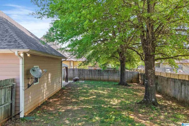 657 BARKLEY CIRCLE, Alabaster, AL 35007