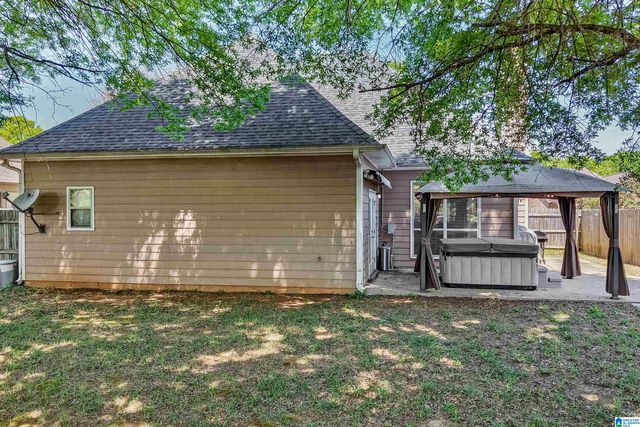 657 BARKLEY CIRCLE, Alabaster, AL 35007