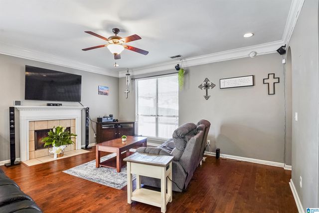 657 BARKLEY CIRCLE, Alabaster, AL 35007