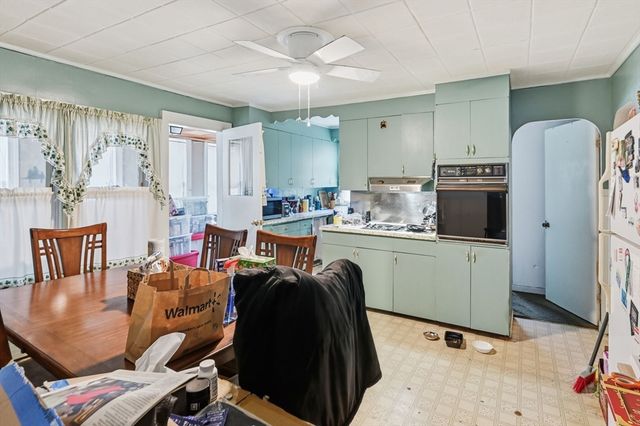 71 Worthington St, Chicopee, MA 01020