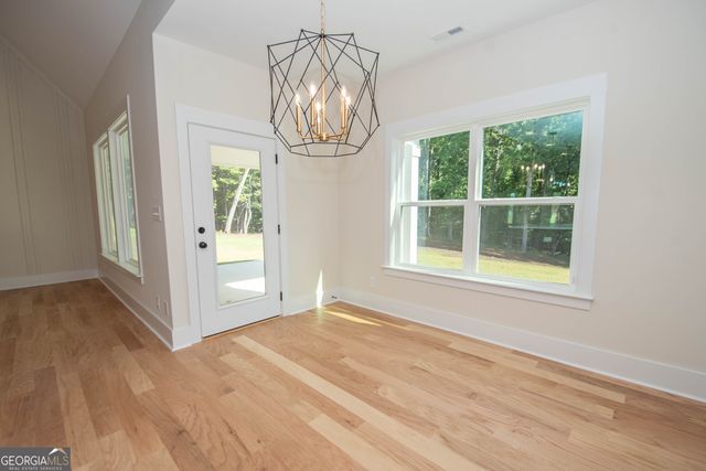 17 Hedge Court, Newnan, GA 30263