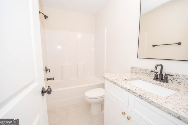 17 Hedge Court, Newnan, GA 30263