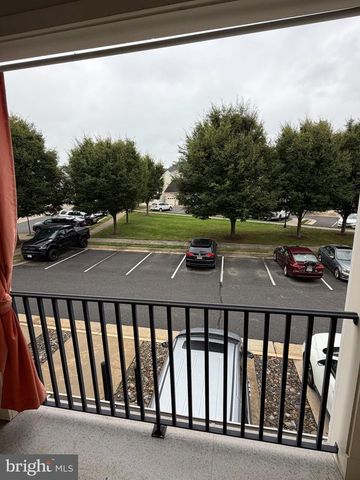 43603 MCDOWELL SQ, Leesburg, VA 20176