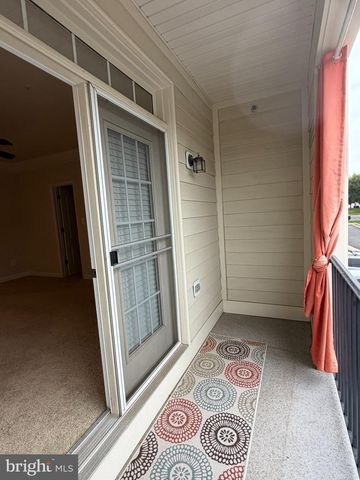 43603 MCDOWELL SQ, Leesburg, VA 20176