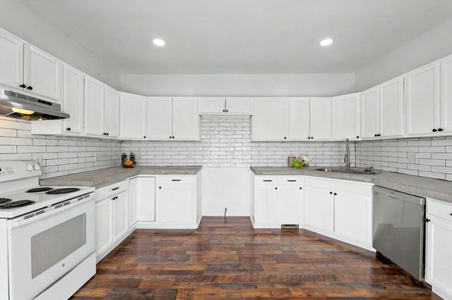 12024 SW 160th St, Rose Hill, KS 67133