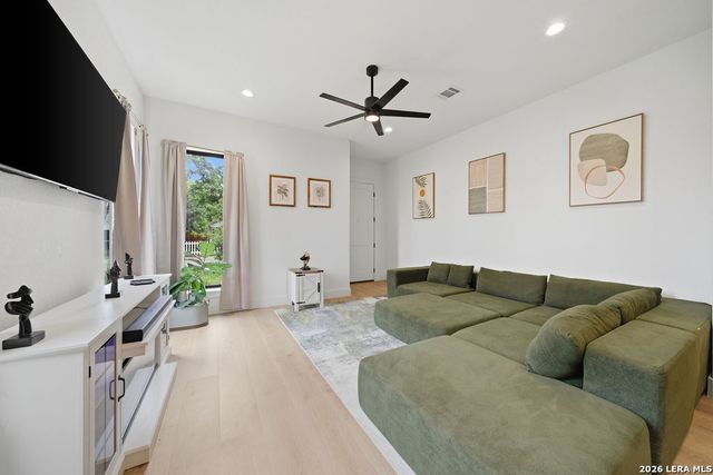 107 DOWDY ST, San Antonio, TX 78204