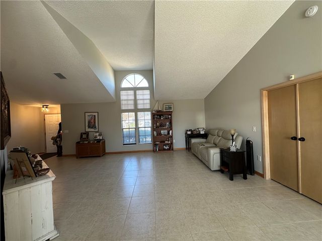 1001 Carnation Drive, Sebastian, FL 32958