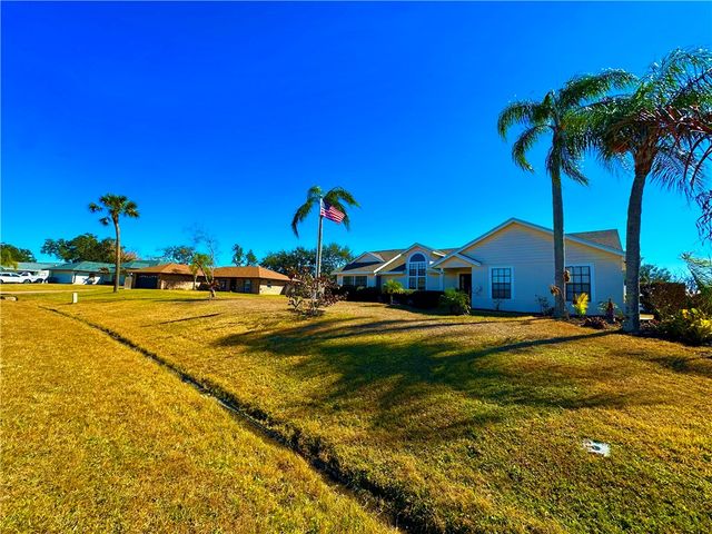 1001 Carnation Drive, Sebastian, FL 32958
