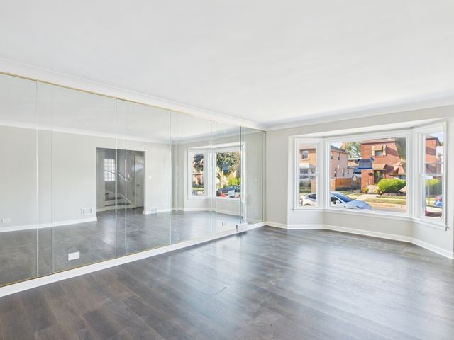 5333 W Quincy Street, Chicago, IL 60644