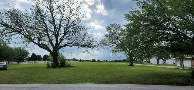 4000 N Collins Road, Sunnyvale, TX 75182
