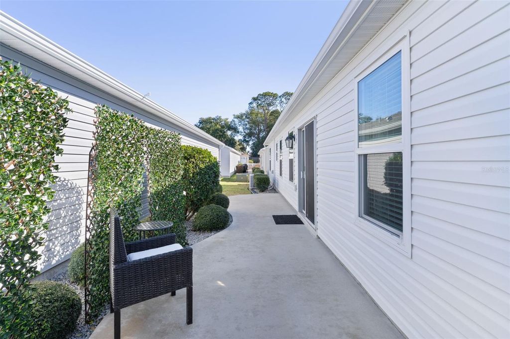 Image 2 of property listing at 5705 CRAFT COURT, The Villages, FL 32163