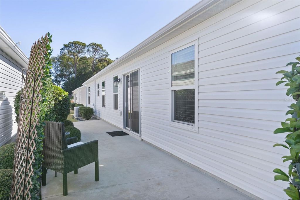 Image 3 of property listing at 5705 CRAFT COURT, The Villages, FL 32163