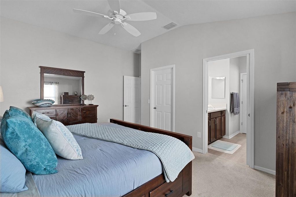 Image 22 of property listing at 5705 CRAFT COURT, The Villages, FL 32163