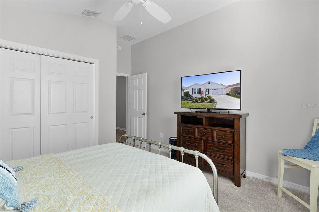 Image 27 of property listing at 5705 CRAFT COURT, The Villages, FL 32163