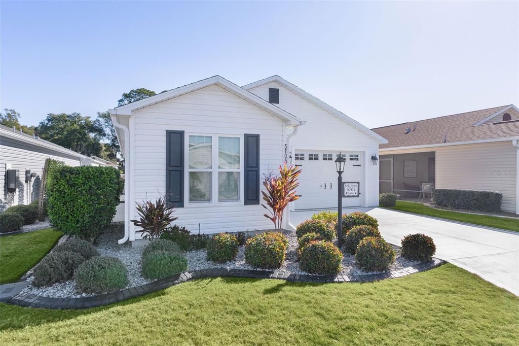 Image 37 of property listing at 5705 CRAFT COURT, The Villages, FL 32163