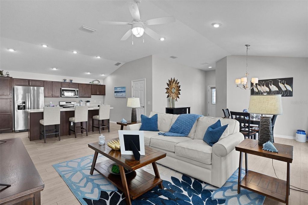 Image 10 of property listing at 5705 CRAFT COURT, The Villages, FL 32163