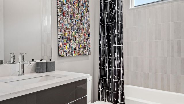 344 PORTOFINO LOOP, Lady Lake, FL 32159