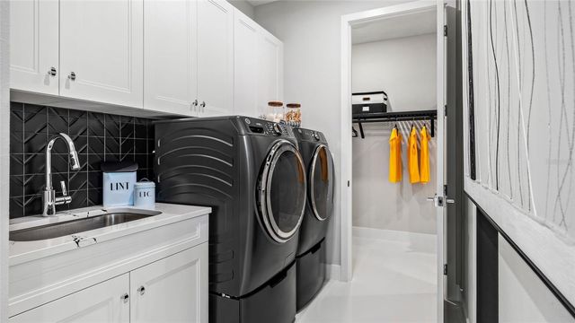 344 PORTOFINO LOOP, Lady Lake, FL 32159