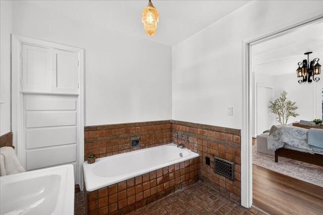 398 Crest Drive, San Jose, CA 95127