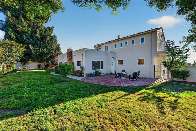 398 Crest Drive, San Jose, CA 95127