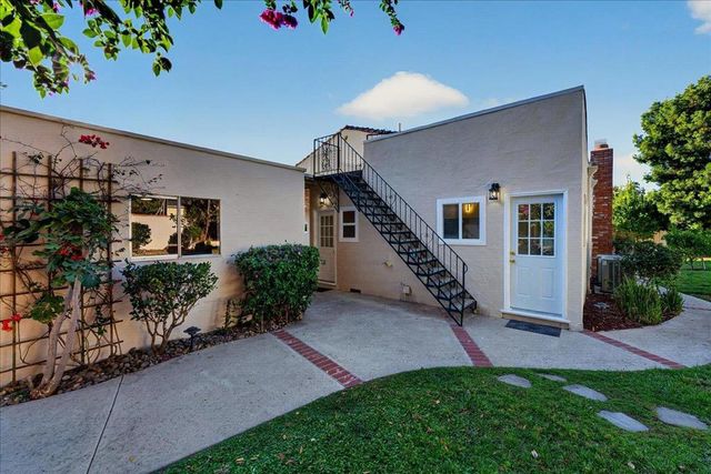 398 Crest Drive, San Jose, CA 95127