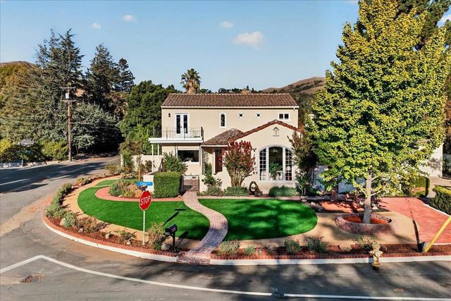 398 Crest Drive, San Jose, CA 95127