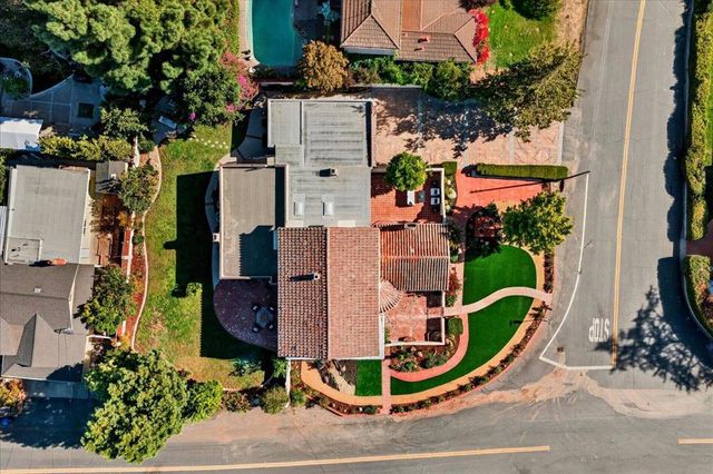 398 Crest Drive, San Jose, CA 95127