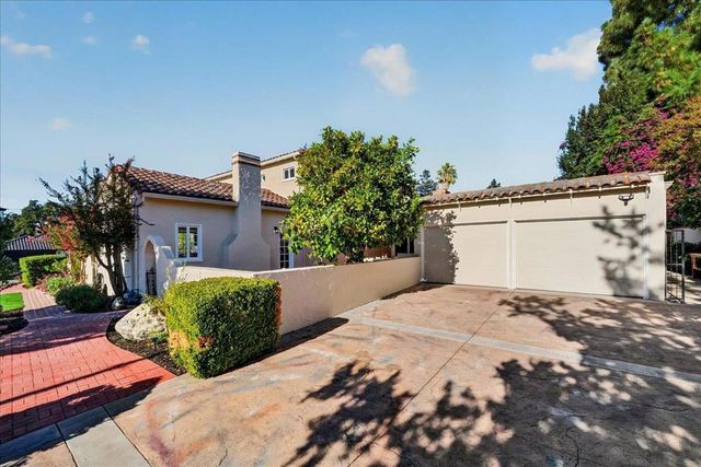 398 Crest Drive, San Jose, CA 95127